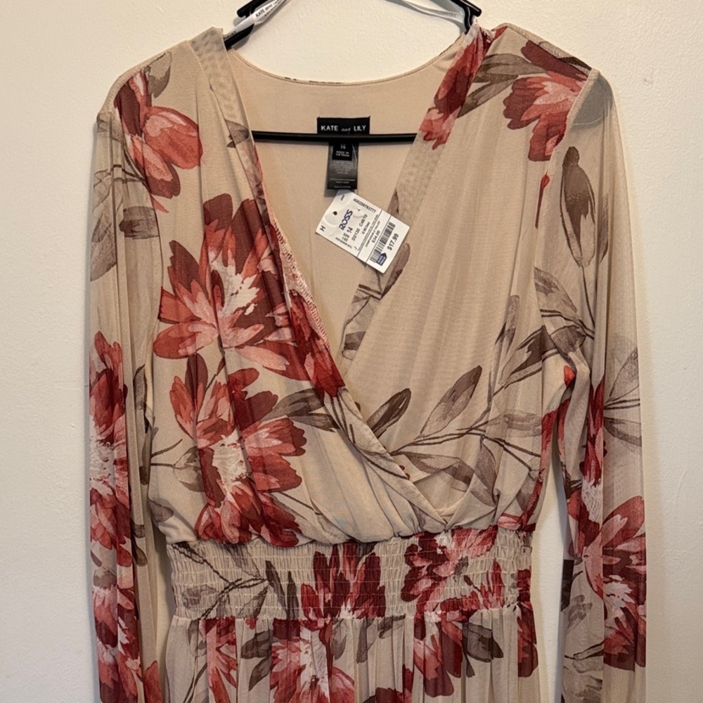 KATE and LILY Beige Floral Long Sleeve Wrap Dress